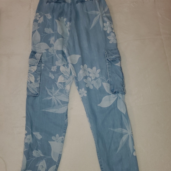 Desigual Denim Cargo Pants with Floral Print Small - Picture 4 of 10